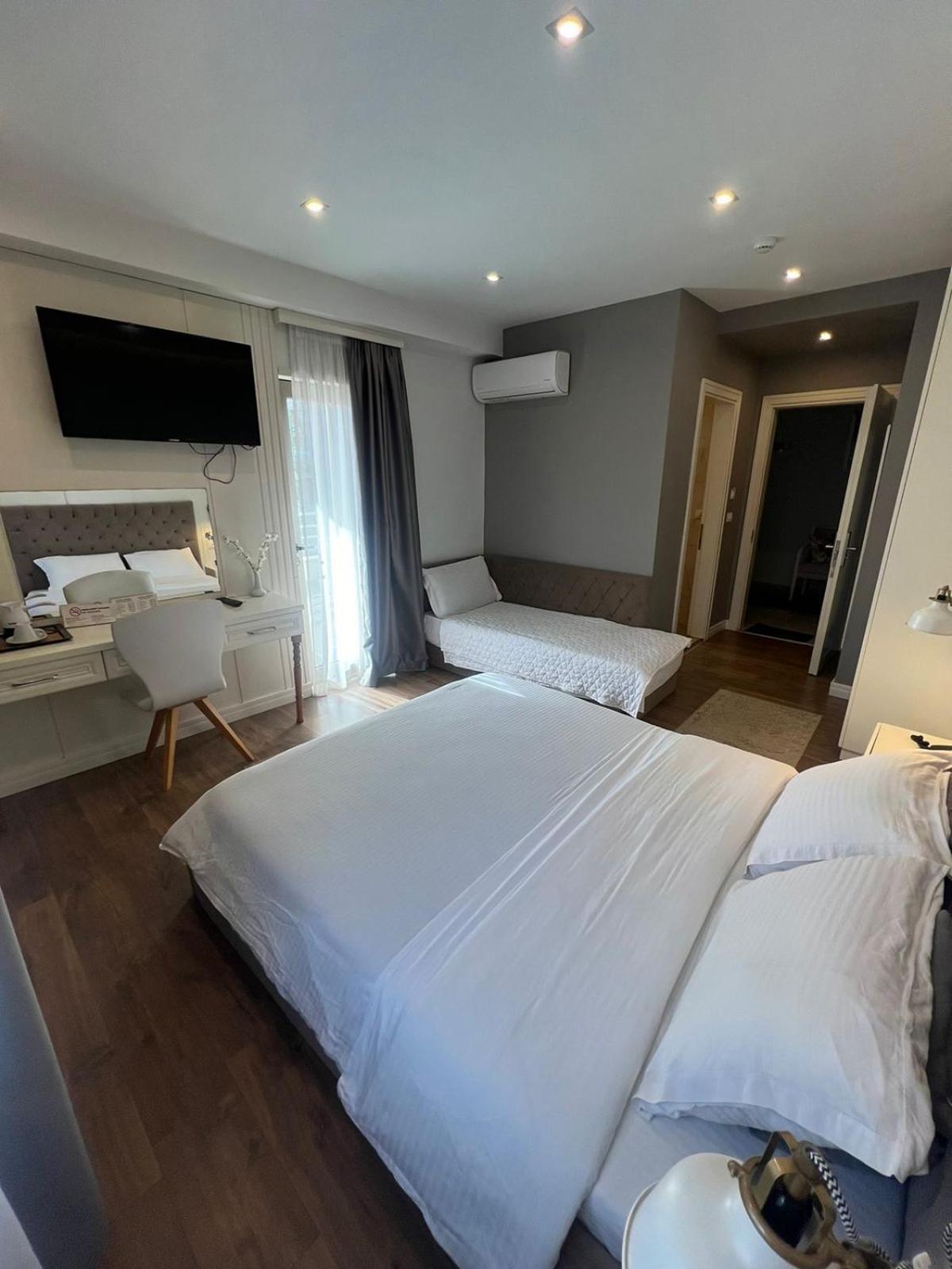 Hotel Romeo Korce Extérieur photo